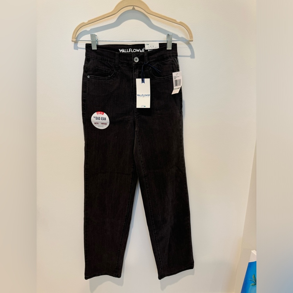 Wallflower Women's Black Straight Leg Jeans